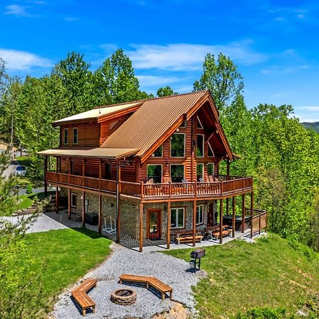 Ridge View Lodge Nature And Mountain View - Hot Tub - Firepit - Yard - Games Gatlinburg Dış mekan fotoğraf