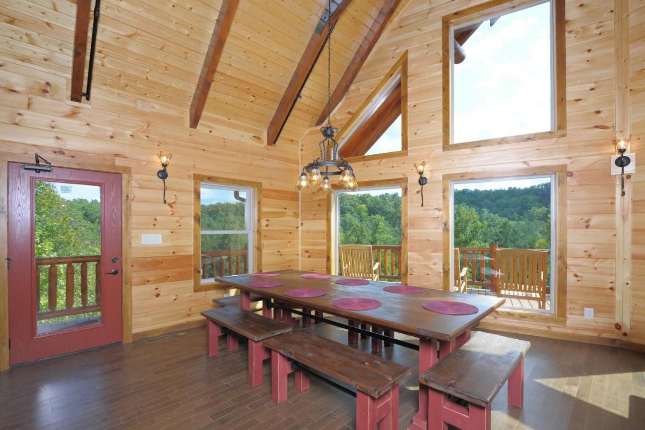 Ridge View Lodge Nature And Mountain View - Hot Tub - Firepit - Yard - Games Gatlinburg Dış mekan fotoğraf