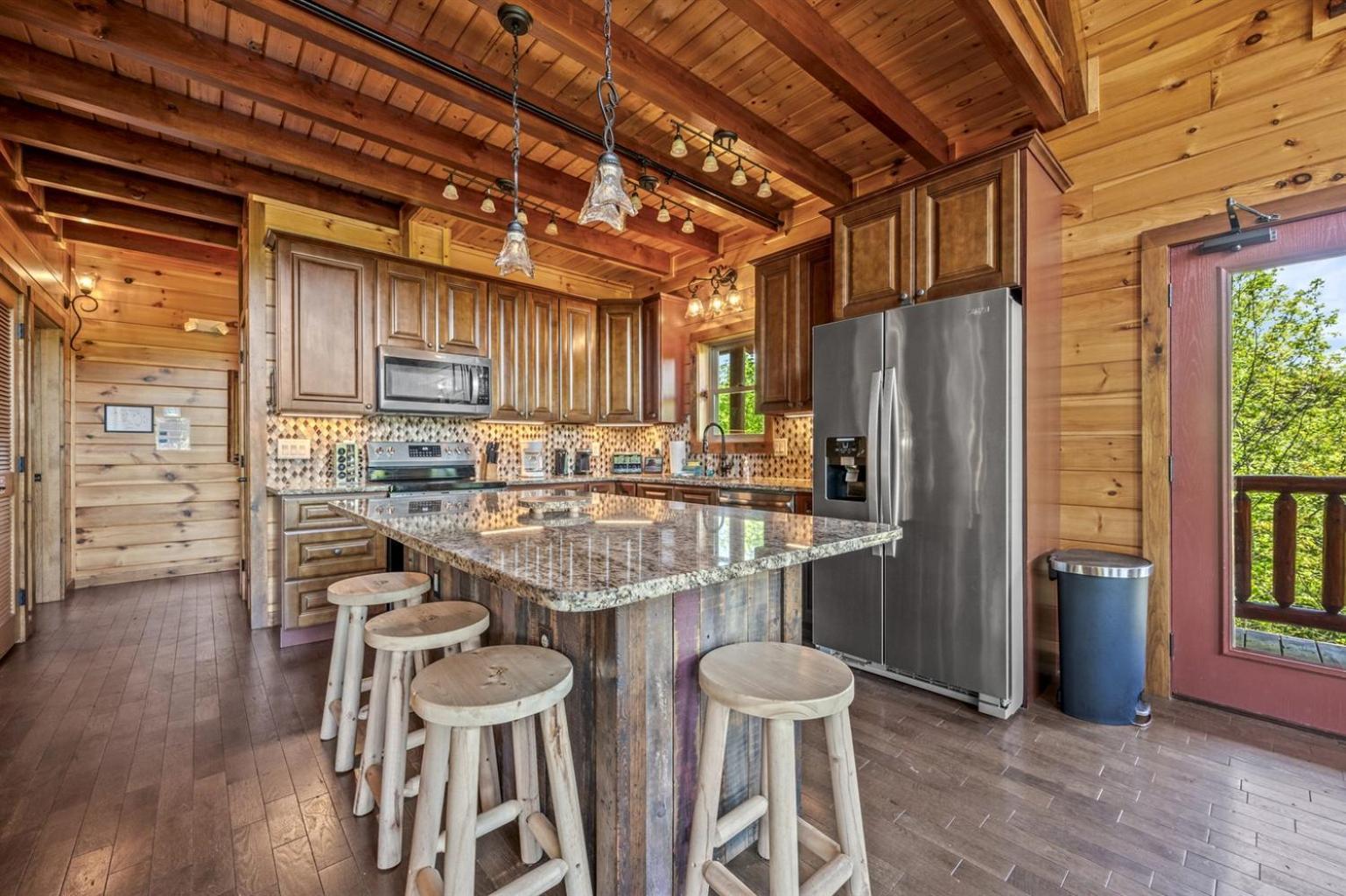 Ridge View Lodge Nature And Mountain View - Hot Tub - Firepit - Yard - Games Gatlinburg Dış mekan fotoğraf